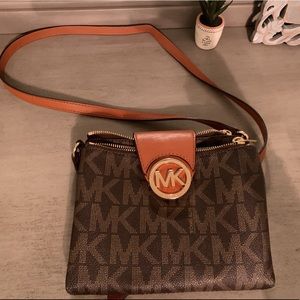 Michael Kors Crossbody